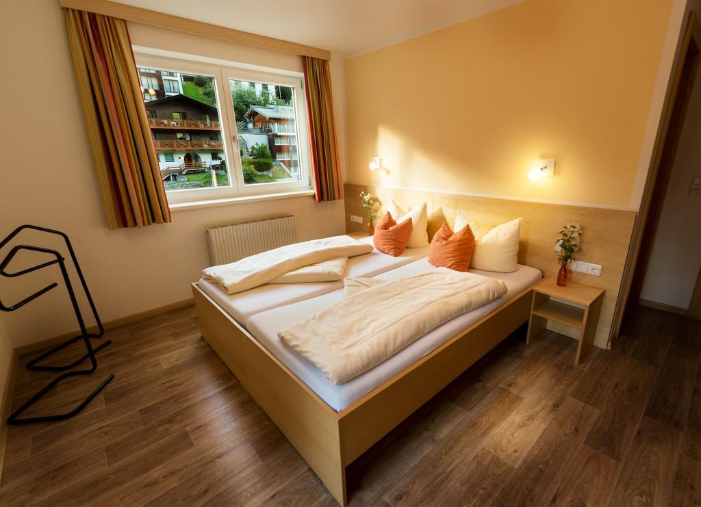 "Quality Hosts Arlberg" Hotel-Gasthof Freisleben St. Anton am Arlberg Zewnętrze zdjęcie